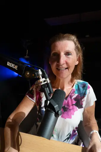 Portrait filmé en studio à Genève par Wanda Studio